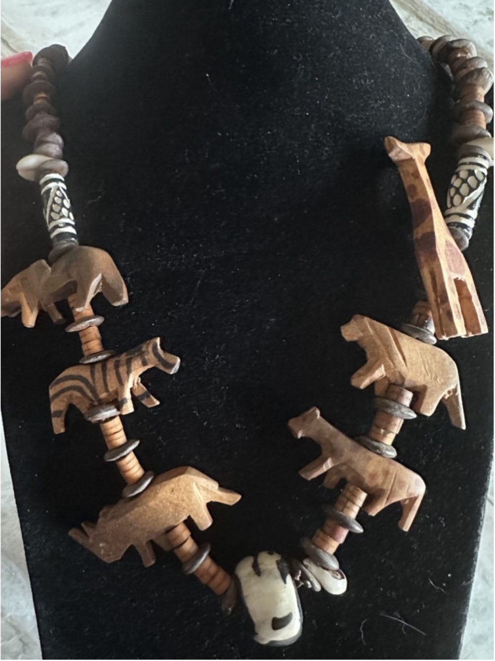 Vintage wildlife Safari Carved wood animal Necklace Kenya Africa Maasai bead - Picture 3 of 7